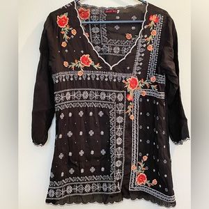 Johnny Was 3/4 sleeve tunic top.